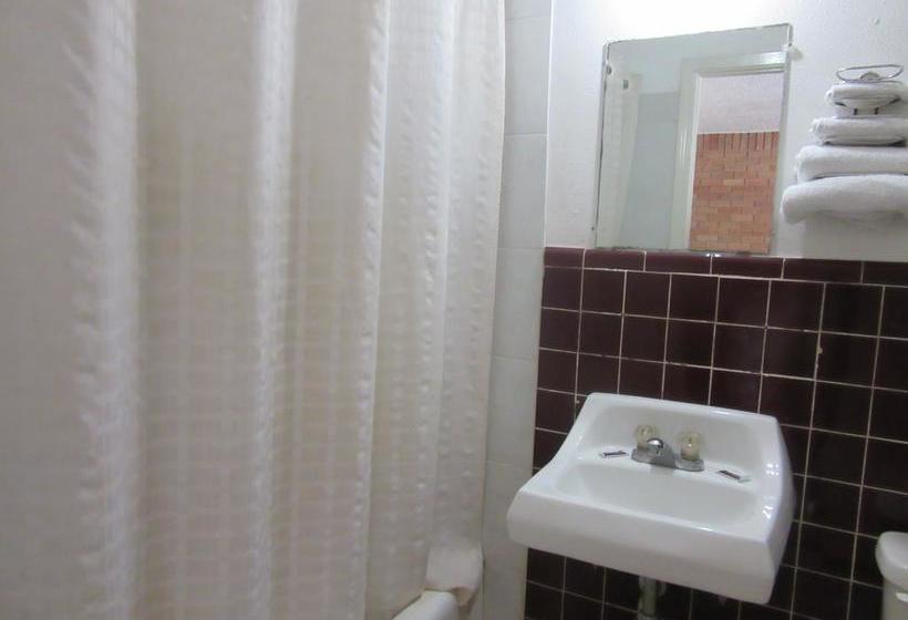 Мотель Relax Inn Tyler