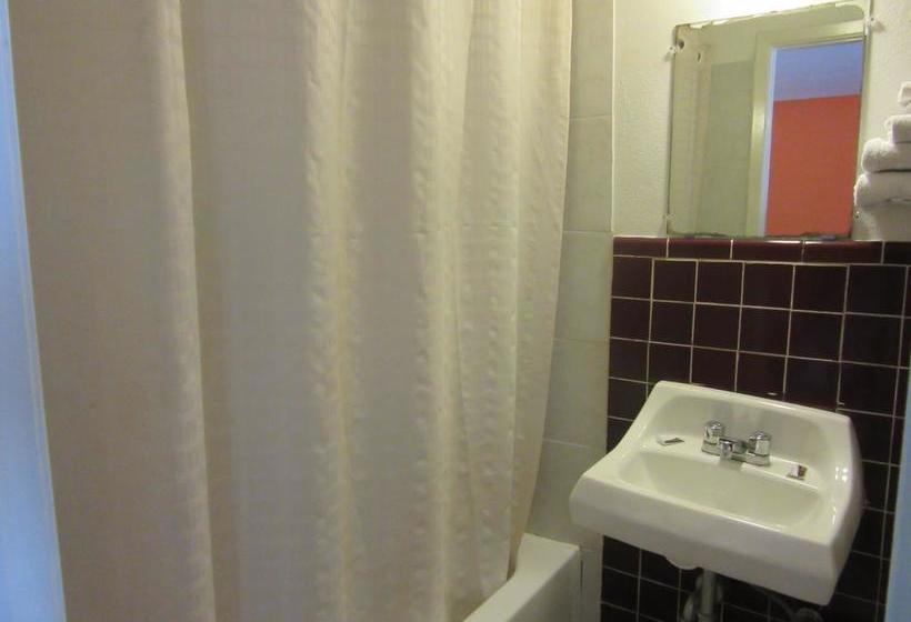 Мотель Relax Inn Tyler