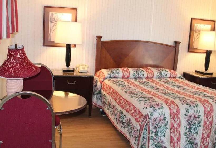 모텔 Royal Coach Motor Lodge