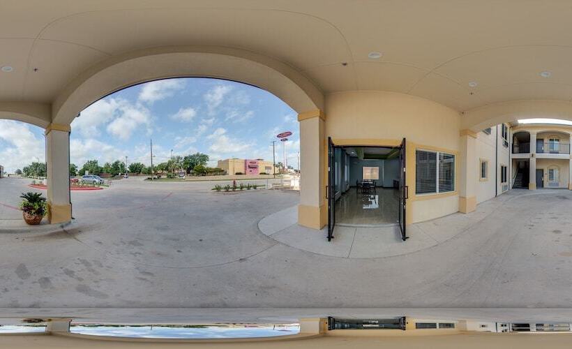 Мотель Scottish Inns & Suites