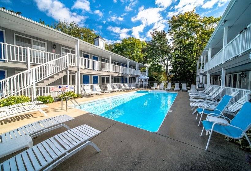 מוטל Stage Run By The Sea