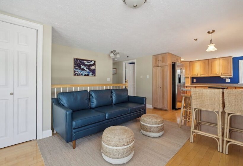 מוטל Stage Run By The Sea