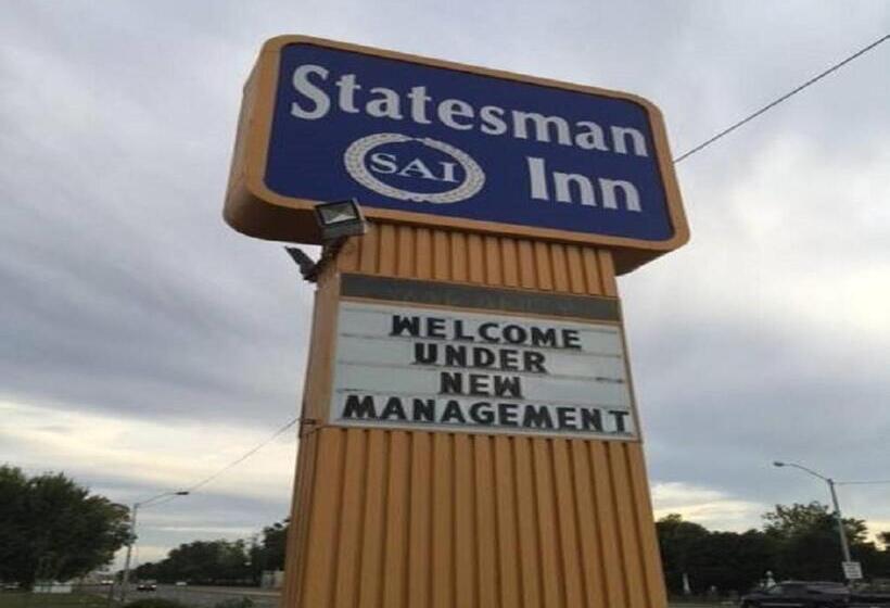 モーテル Statesman Inn