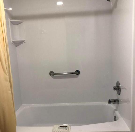 فندق على الطريق Sun Coast Inn