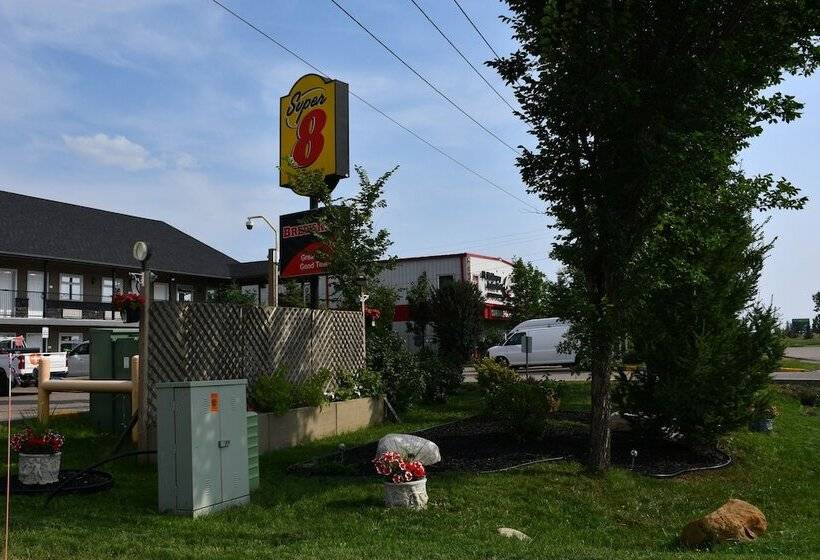 مُتل Super 8 By Wyndham Fort Mcmurray