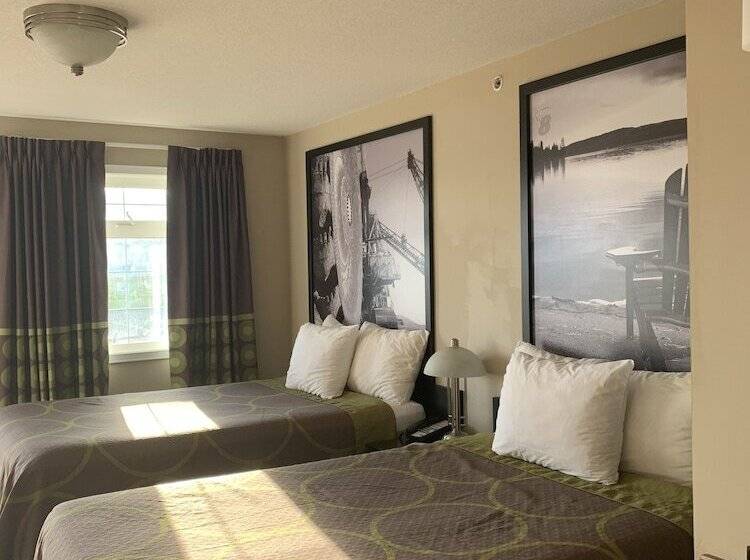 مُتل Super 8 By Wyndham Fort Mcmurray