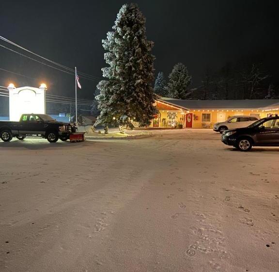 מוטל The Garrett Inn