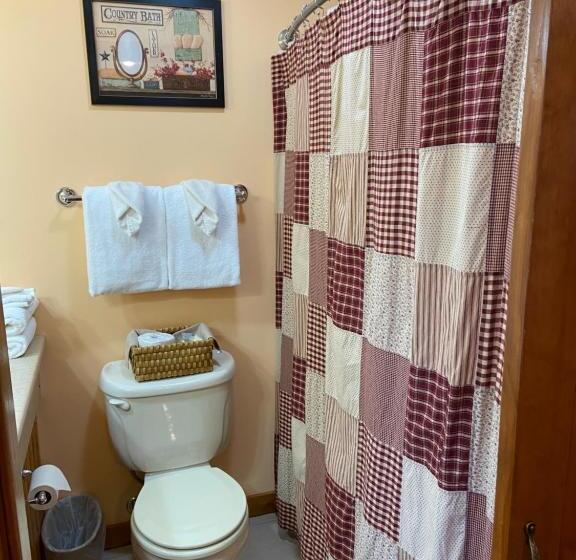 מוטל The Garrett Inn