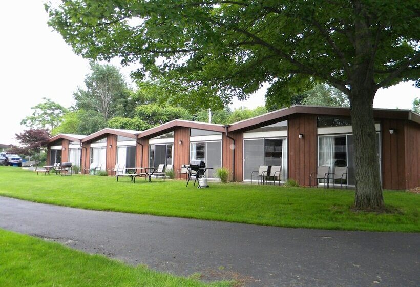 Nader S Motel & Suites