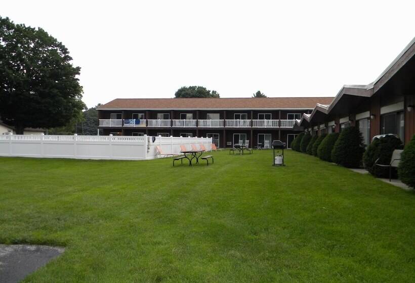 Nader S Motel & Suites