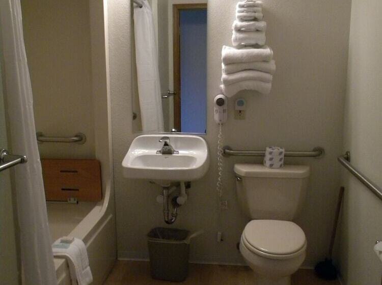 Nader S Motel & Suites