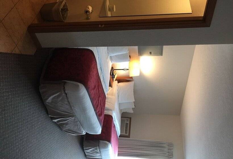 Nader S Motel & Suites