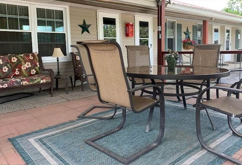 Northern Family Motel