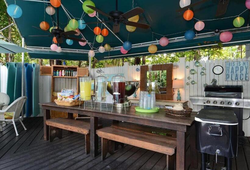 Pineapple Point Guesthouse & Resort Gay Men S Resort