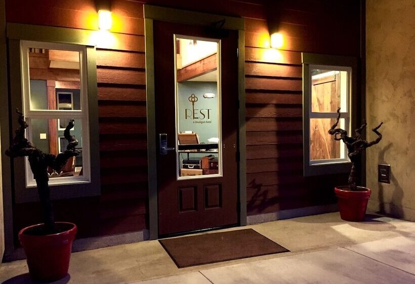 ホテル Rest, A Boutique