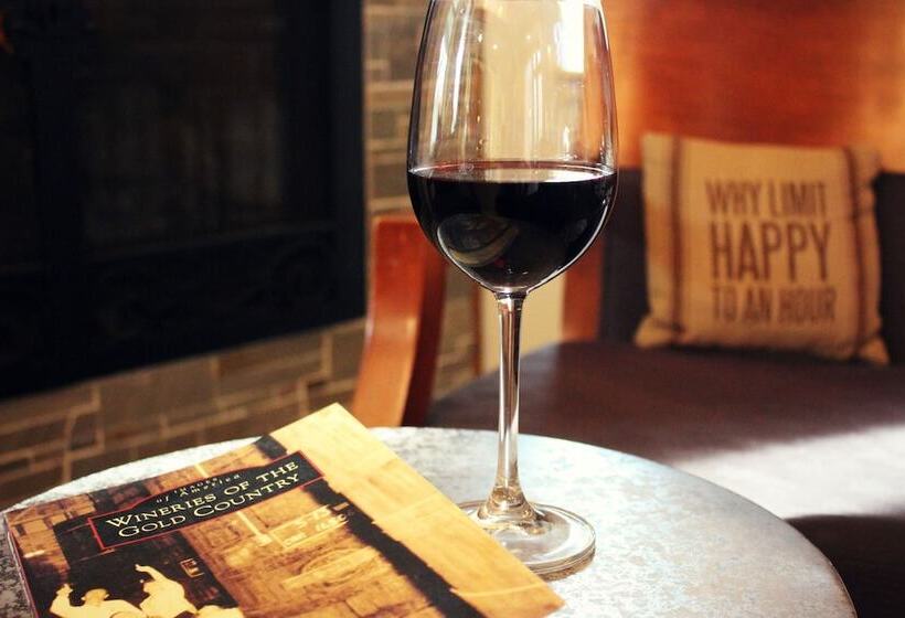 בית מלון כפרי Rest, A Boutique