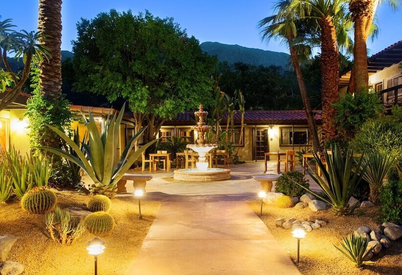 Santiago Resort   Palm Springs Premier Gay Men’s Resort