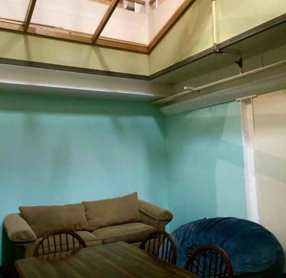 Treasure State Hostel