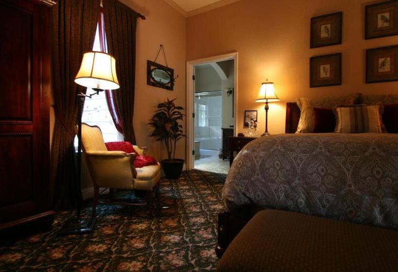 Yosemite Rose Bed And Breakfast