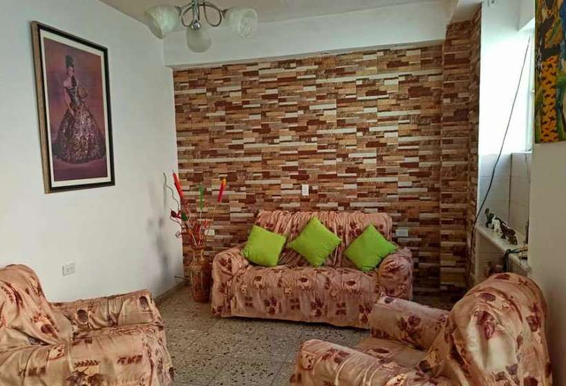 تختخواب و صبحانه Casa Triz