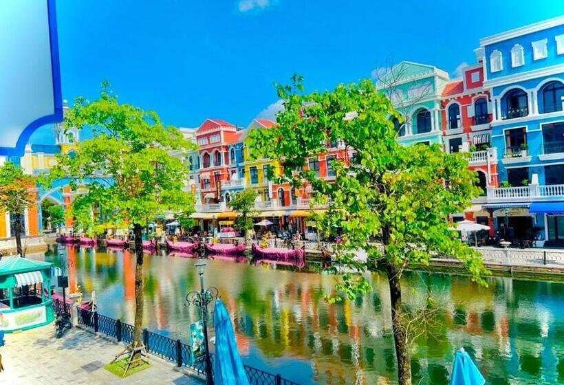 تختخواب و صبحانه Mía Không độ