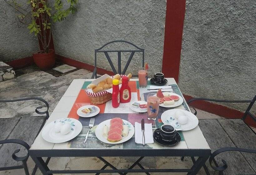 Hostal Los Jasmines
