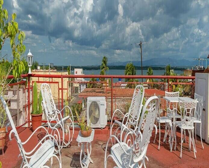 Hostal Casa Perla