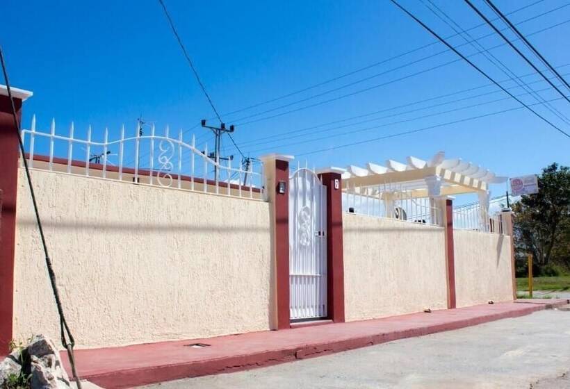 Hostal V&b