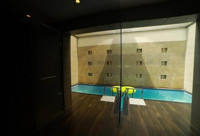 בית מלון כפרי Broad Bean Resort & Spa