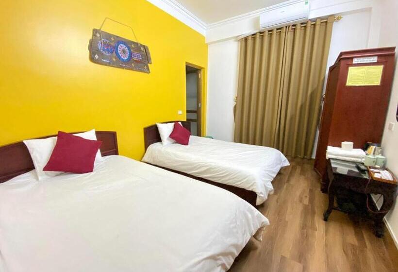 هتل Khuyên Ngọc