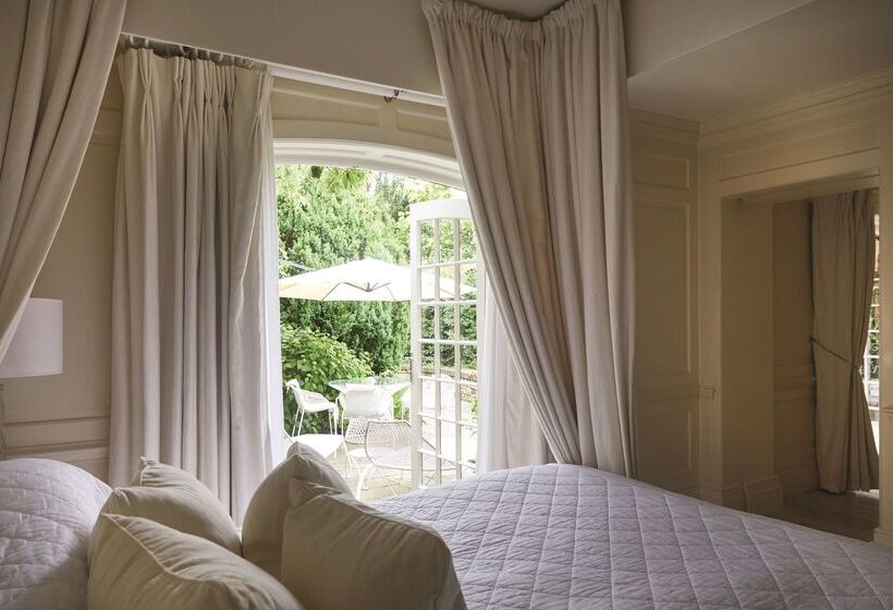 ホテル Le Manoir Aux Quat Saisons