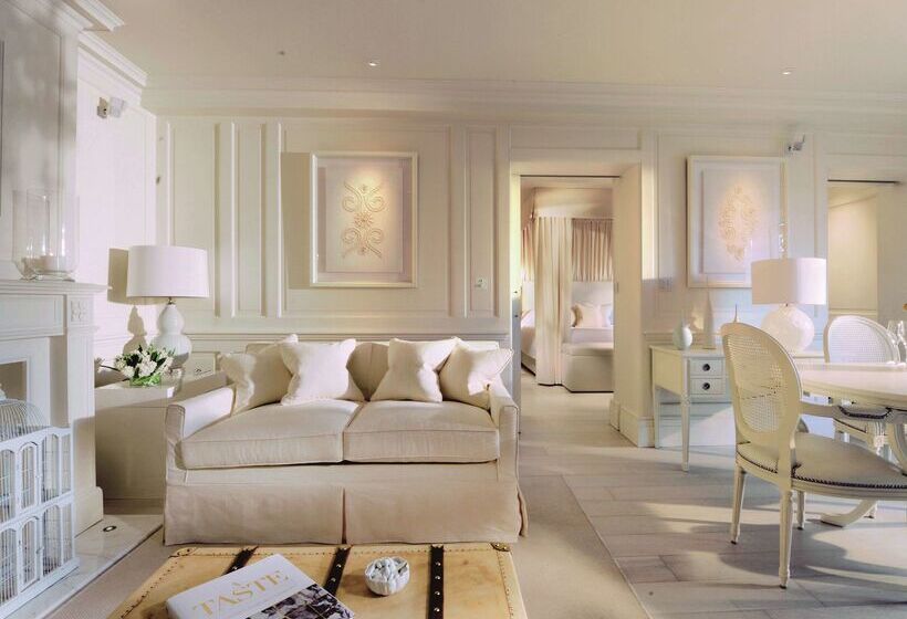 ホテル Le Manoir Aux Quat Saisons