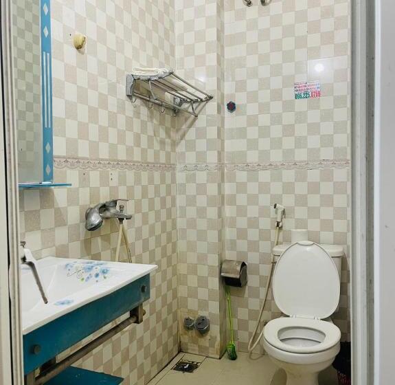 هتل Nhà Nghỉ Long Lưu