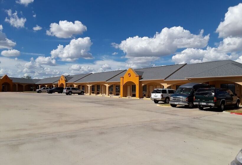 Мотель Sunbridge Inn & Suites