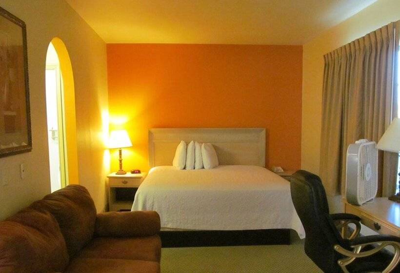 Мотель Sunbridge Inn & Suites