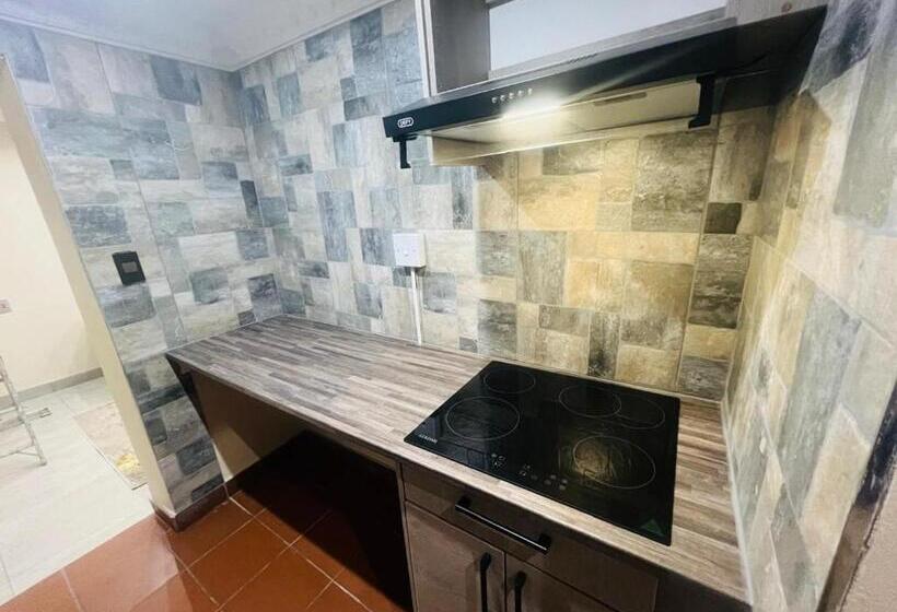 Пансион Arcon Accommodation