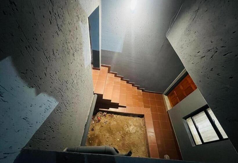 Пансион Arcon Accommodation