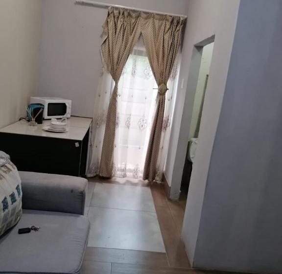 פנסיון Cooper Ville Lite