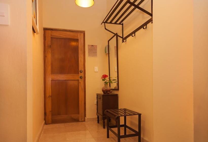 پانسیون Hostal Belele