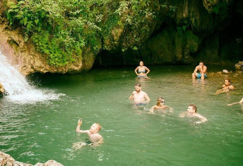 پانسیون Hostal Chinitos