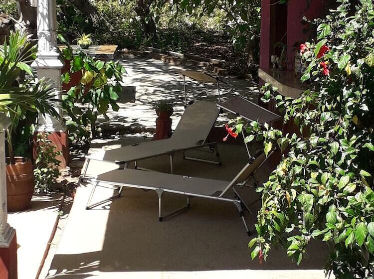 Pensió Hostal La Salvadera