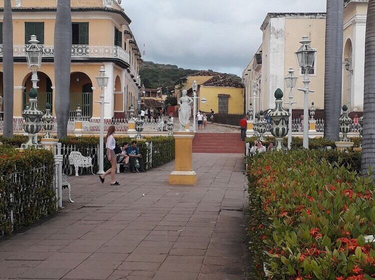 Pensió Hostal La Salvadera