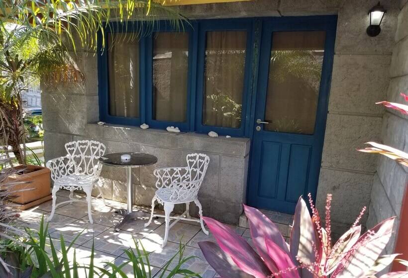 پانسیون Hostal Las Palmas