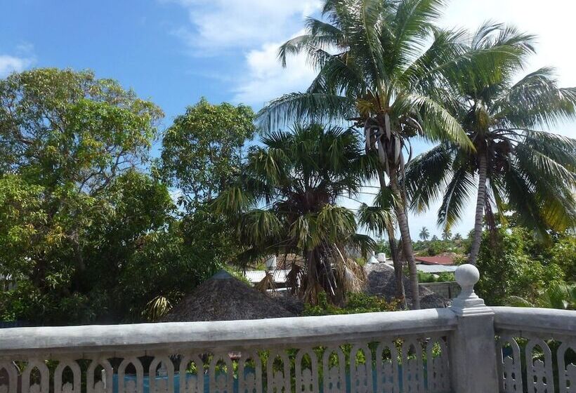 پانسیون Hostal Las Palmas