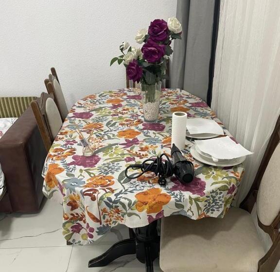 پانسیون Unik Home Family