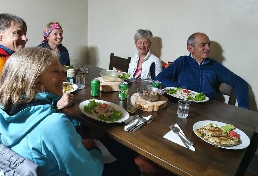 Albergue Casa De Piedra Vaquería