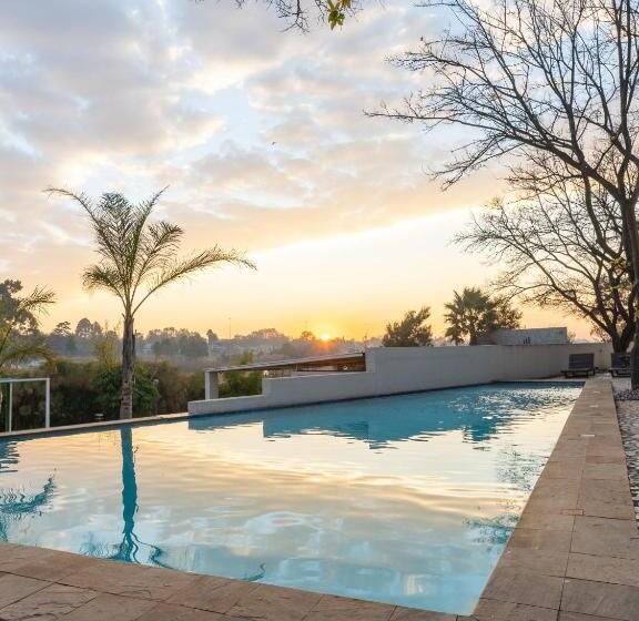 Anew Hotel & Convention Centre Or Tambo Johannesburg