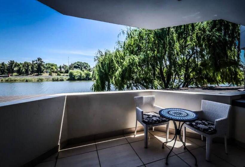 Anew Hotel & Convention Centre Or Tambo Johannesburg