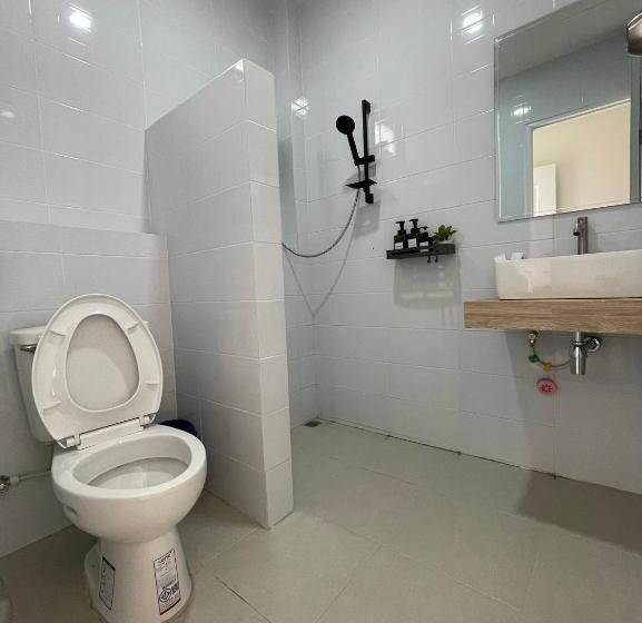 Arawan Resort เอราวัณ รีสอร์ท