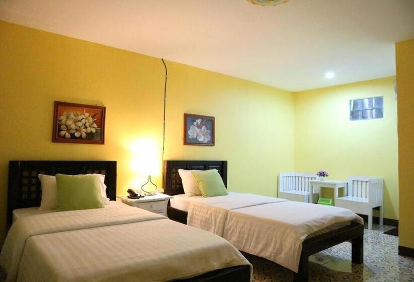 Ban Noi Resort Phrae